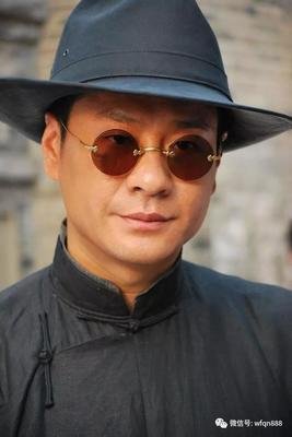 别搞笑了名句欣赏