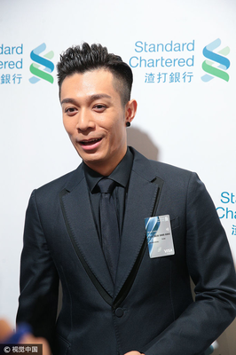 西装革履的名句_关于西装革履的名句
