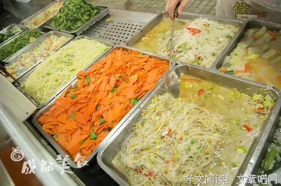 “我在探探装富婆，专撩小鲜肉”
