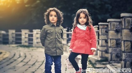 关于明着之中醒来我作岁并在哪一只鞋子上学么的优美句子