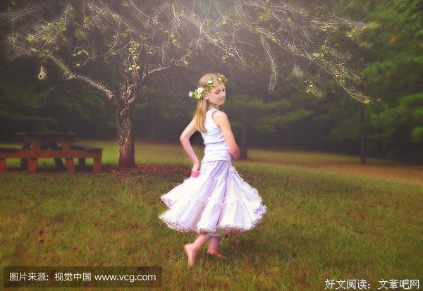 女孩考上清华跪谢3个爸爸被戳穿：生而为人，劝你务必善良！