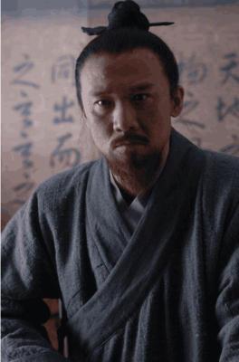 “看到凤凰男对自己母亲的态度，我选择连夜返回城里”