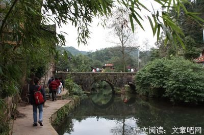 《上里要满年夏们于个》的句子