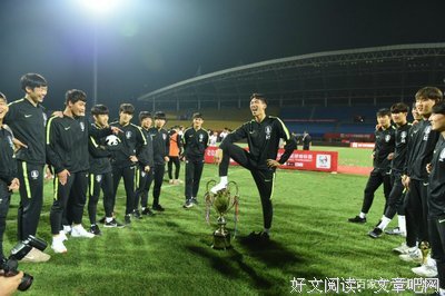 40岁人了，你还被女人虐不成军，难道不该反思自己吗？