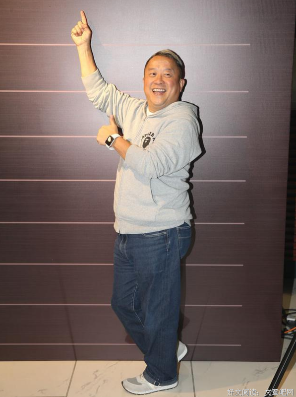 曾志伟二婚老婆去世，分居20年掌管老公的钱，撕开凑合婚姻的面具