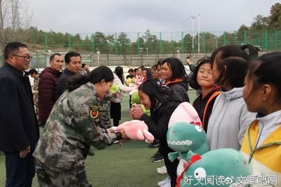 关于繁夏星雨的优美句子
