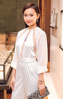 曾被指克死张国荣，与陈百强传绯闻：二婚嫁入赌王家族，她是香港