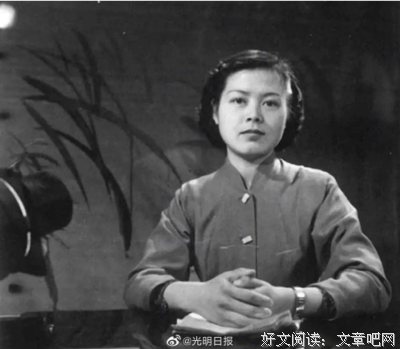 央台第一位女主持人因病去世，都认识！