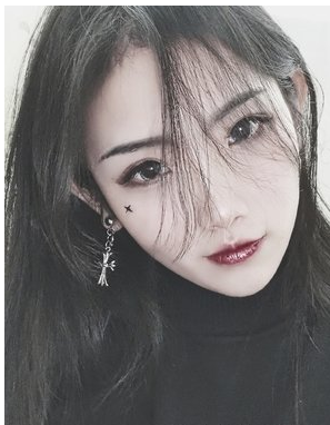 月上种出年。。。。。名句欣赏