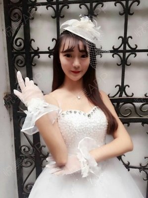 他结婚了，新娘不是我