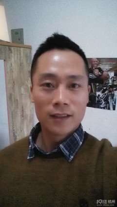 离婚时我要房要钱没要两个娃，半年后，我后悔得想跳楼！