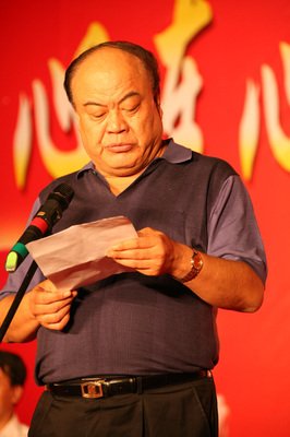 齐明月暗恋凌霄太卑微：女孩子如何让自己变得自信？