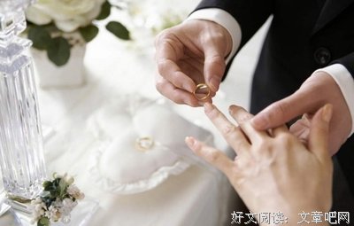 成年人的恋爱姿势：床上无爱，床下无话