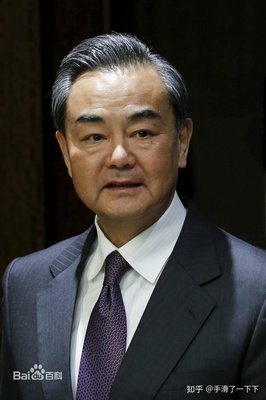 有关风华绝代的美句摘抄