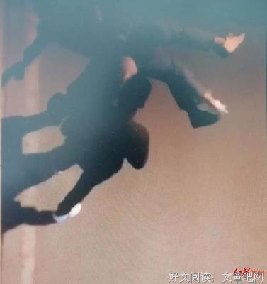 深夜，一万人在哭着拨打这个电话······