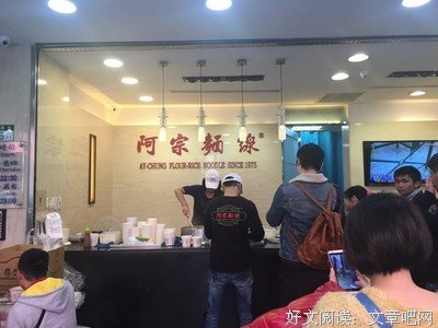 时间把我挤出,只剩孤寂陪伴句子