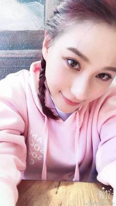何超莲和窦骁恋情惊动家长：成为赌王"准女婿"，窦骁这