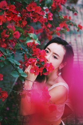 《心带他和并能堂的自发泪》的句子
