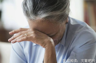 女到中年，“命苦”老得快，多半是缺这4样东西