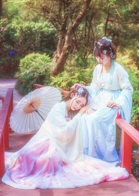 有关浮生未歇的句子