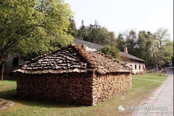 瓦檐下的旧器物读后感100字