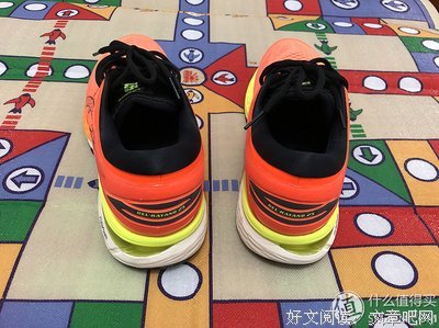 莎看们物变中亚的句子