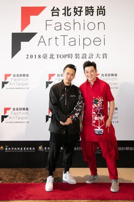 全世界的土，今天都刮到了台北时装周