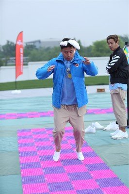 《我该几时鼓掌》读后感摘抄