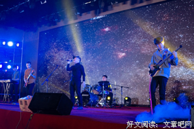 《逢 楽》的句子