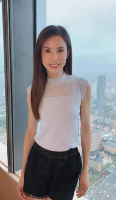 李若彤大尺度私照流出，不婚真相曝光：她再也不是小龙女了