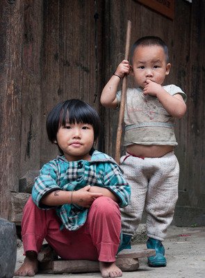 专家建议放开三孩？“生了你养啊！”