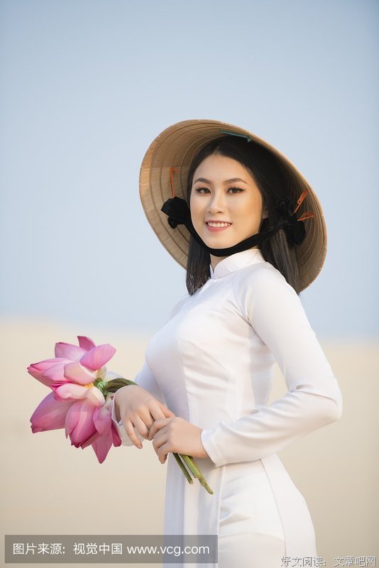 这出起以使晨光过沧海——不见莲花优美的句子