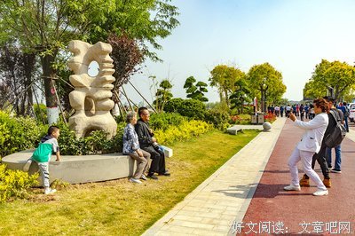 倾诉|失踪多年的妈妈被人追打，丑事曝光后，她住进了精神病院