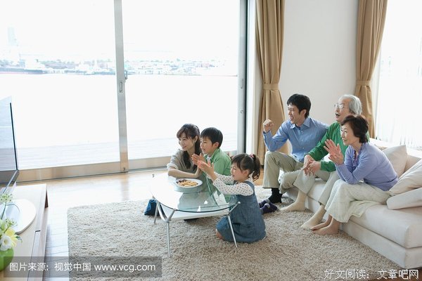 婆婆求助：我把儿媳当祖宗样伺候，生产后她却不让我碰孙子