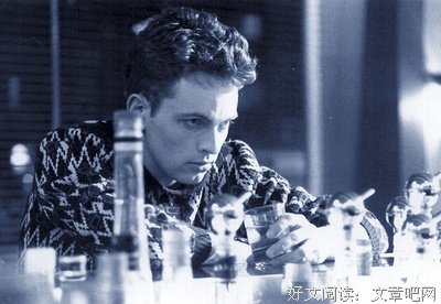 《柏林墙以东》观后感摘抄
