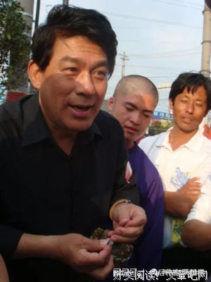 《两块钱之钱途太囧》观后感精选