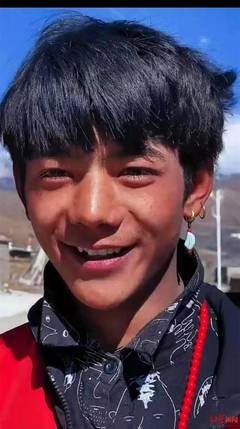 富家女工地炫富，让我看到了对“打工人”最大的恶意。