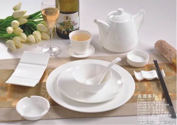 《骨瓷》好看吗？经典影评锦集