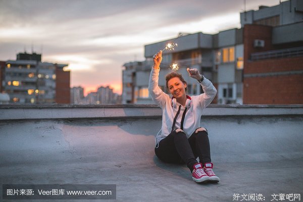 帆布鞋的口袋的句子