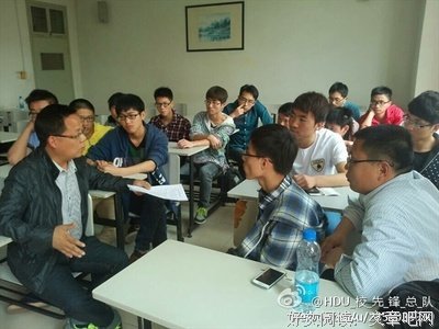 《那年，我们爱得闪闪发亮》读后感锦集