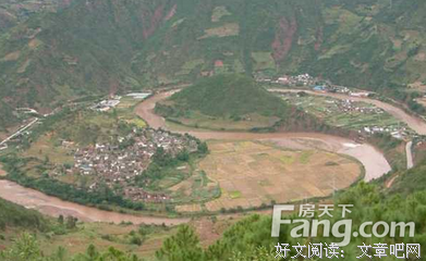 《异国阴宅》的影评大全