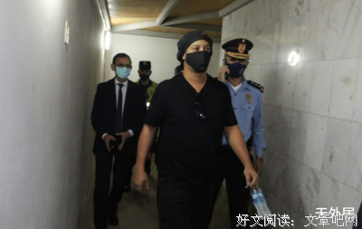 《昂首挺胸》影评精选