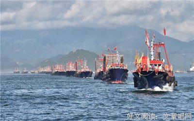 30万人连夜大逃离！病毒再次变异，一家九口全部确诊：中国这一幕