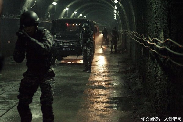 《痞子英雄2：黎明升起》经典观后感1000字
