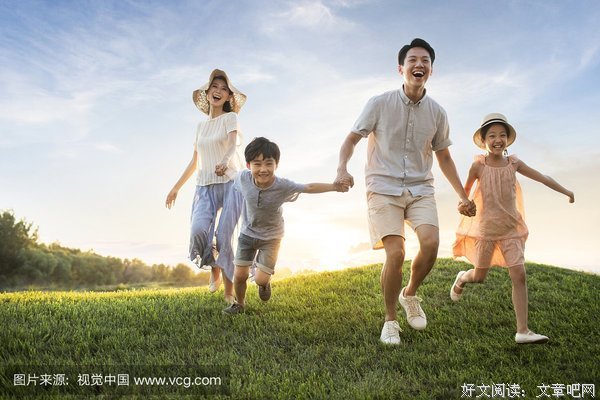 《继承者们》影评100字
