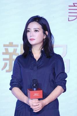 赵薇、李少红：她是近代最惨的女人，被迫娶妻，当了半辈子男人…