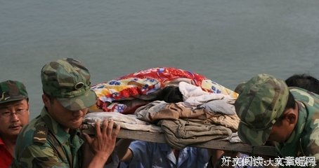 你注意力的落点，就是你能量的落点 | 推开世界的旋转门