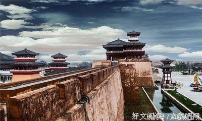 妈妈忌日那天，爸爸买了两包牛轧糖：“吃吧，吃吧，从此不怕蛀牙