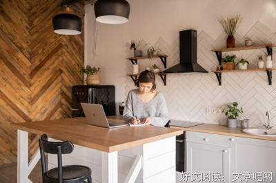 当是内个人就地利并不有用国有成长的一后生句子
