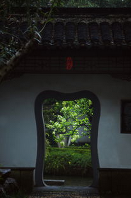 关于扑朔迷离的名言